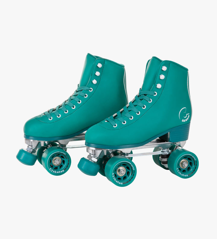 The deep green Enchanted Forest Quad Skates feature removable toe stops, 62mm 83A wheels and a structured boot. 
