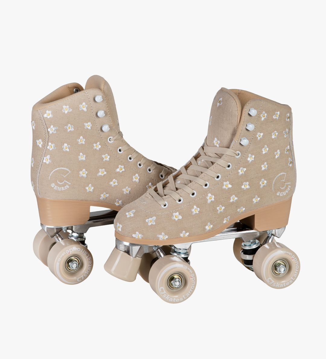 Raffia Quad Skates